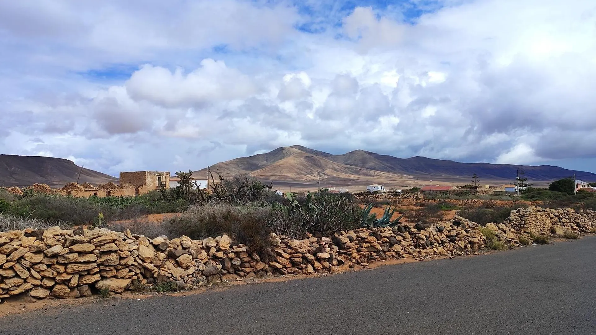 בית נופש Triquivijate Casa De Campo Hiurma