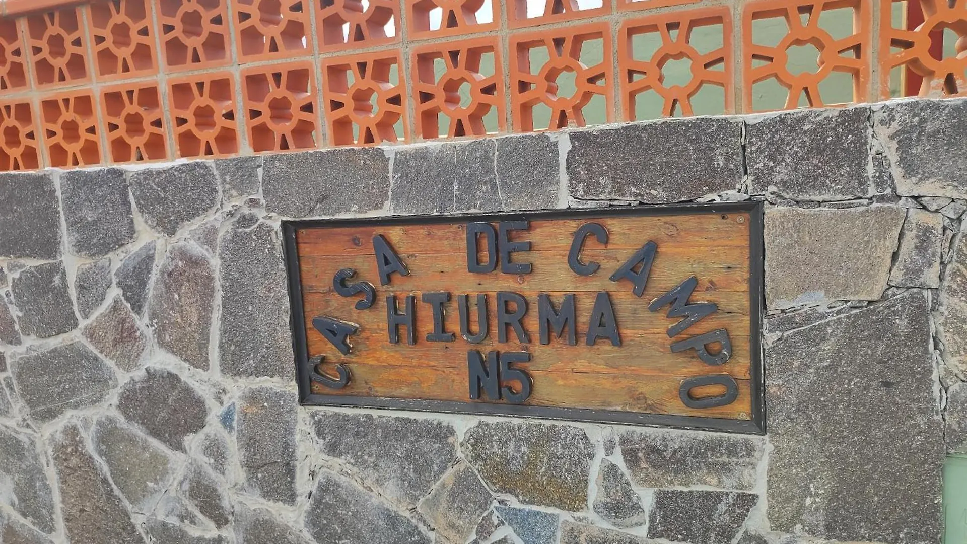 Triquivijate Casa De Campo Hiurma בית נופש